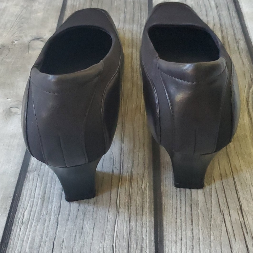 Black Naturalizer Pumps 838N19 Sz 9W - Picture 2 of 8